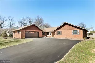 3671 Jenny Ln, Chambersburg, PA 17202 - Photo 1