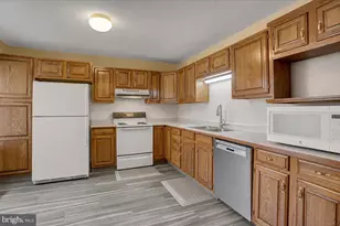 1557 Brechbill Rd, Chambersburg, PA 17202 - Photo 15