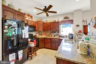 261 Matthew Dr, Chambersburg, PA 17201 - Photo 9