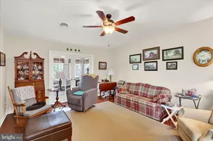 261 Matthew Dr, Chambersburg, PA 17201 - Photo 13