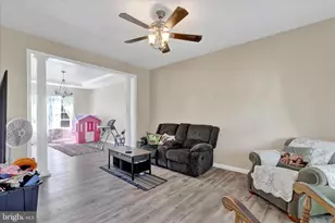 11381 Buhrman Dr E, Waynesboro, PA 17268 - Photo 3
