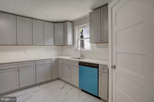320 S Park Ave, Mercersburg, PA 17236 - Photo 9