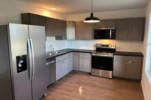 262 E McKinley St, Chambersburg, PA 17201 - Photo 3