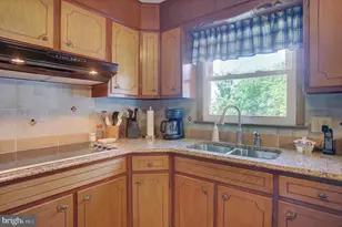 1009 Willowbrook Dr, Chambersburg, PA 17202 - Photo 11