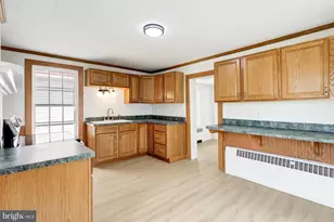 476 E E Queen St, Chambersburg, PA 17201 - Photo 7