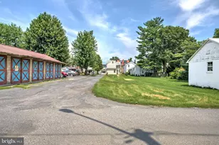 476 E E Queen St, Chambersburg, PA 17201 - Photo 39