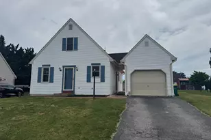 536 Bracken Dr, Chambersburg, PA 17201 - Photo 1