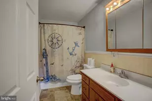 11540 Burkett Ln, Greencastle, PA 17225 - Photo 13