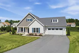 6099 Hot Spgs Ct, Fayetteville, PA 17222 - Photo 3