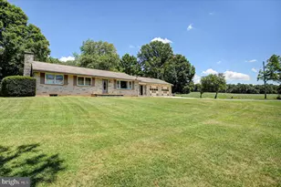 830 Black Gap Rd, Fayetteville, PA 17222 - Photo 3