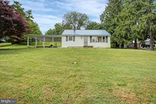 7046 Mentzer Gap Rd, Waynesboro, PA 17268 - Photo 1