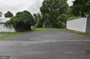 225 W 2nd St, Waynesboro, PA 17268 - Photo 29