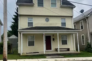 38 W W California St, Mercersburg, PA 17236 - Photo 1