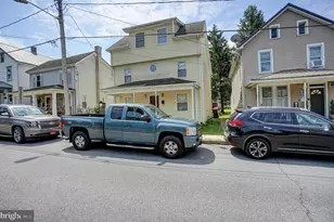 38 W W California St, Mercersburg, PA 17236 - Photo 1