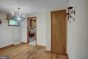1811 Holly Ln, Chambersburg, PA 17202 - Photo 11