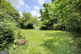 1811 Holly Ln, Chambersburg, PA 17202 - Photo 21