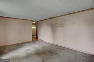 1811 Holly Ln, Chambersburg, PA 17202 - Photo 5