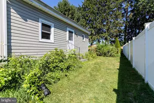 109 Brumbaugh Ave, Chambersburg, PA 17201 - Photo 3