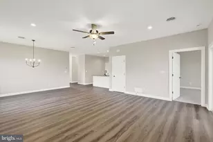 7688 Thrush Ln, Fayetteville, PA 17222 - Photo 9