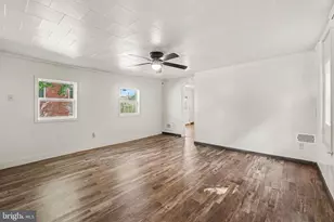 222 W 4th St, Waynesboro, PA 17268 - Photo 5
