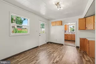 222 W 4th St, Waynesboro, PA 17268 - Photo 7