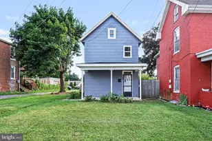 222 W 4th St, Waynesboro, PA 17268 - Photo 3