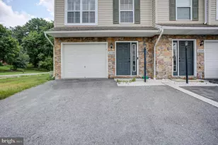 3598 Pinecrest Ct, Fayetteville, PA 17222 - Photo 3