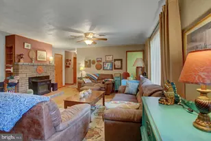 42 E Grandview Ave, Mercersburg, PA 17236 - Photo 7