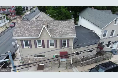 203 W King Street, Chambersburg, PA 17201 - Photo 1
