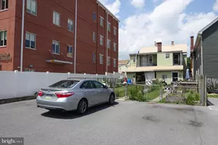226-228 E Queen St, Chambersburg, PA 17201 - Photo 3