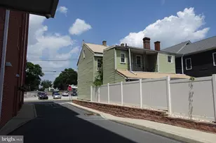 226-228 E Queen St, Chambersburg, PA 17201 - Photo 5