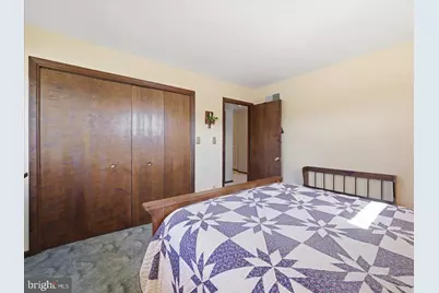 1001 E McKinley Street, Chambersburg, PA 17201 - Photo 29