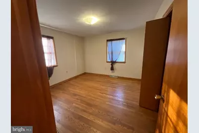404 South Coldbrook Avenue, Chambersburg, PA 17201 - Photo 3