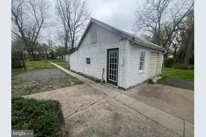 762 Broad Street #B- FIRST FLOOR, Chambersburg, PA 17201 - Photo 5