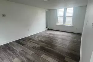 762 Broad St, Chambersburg, PA 17201 - Photo 15