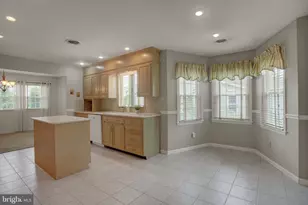 127 Chancellor Dr, Chambersburg, PA 17201 - Photo 9