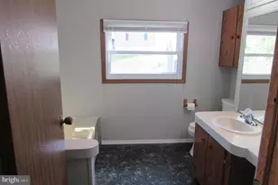 12222 Polktown Rd, Waynesboro, PA 17268 - Photo 23