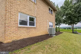 220 Hartzell Dr, Fayetteville, PA 17222 - Photo 23