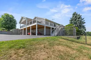 7246 Smith Rd, Chambersburg, PA 17201 - Photo 3