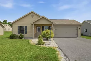220 Benedict Ave, Chambersburg, PA 17201 - Photo 1