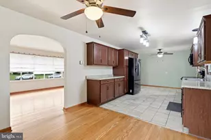 932 Sunset Ave, Waynesboro, PA 17268 - Photo 11