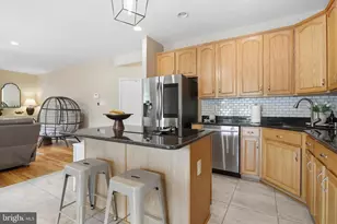 144 Field View Dr, Greencastle, PA 17225 - Photo 9