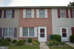 961 Orchard Dr, Chambersburg, PA 17201 - Photo 1