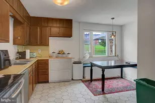 82 Roosevelt Arms Ct, Chambersburg, PA 17201 - Photo 7