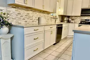 8 Oxford Ct, Chambersburg, PA 17201 - Photo 13