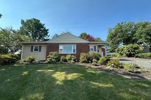 8604 Stottlemyer Rd, Waynesboro, PA 17268 - Photo 7