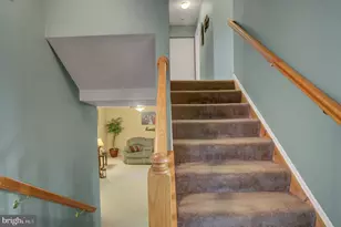 1407 Hamilton Hills Dr, Chambersburg, PA 17202 - Photo 11