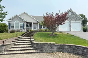2858 Big Dipper Ln, Chambersburg, PA 17202 - Photo 1