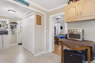 33 Penn St, Waynesboro, PA 17268 - Photo 7