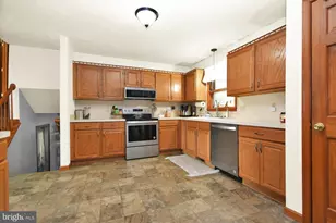 215 Opal Dr, Chambersburg, PA 17202 - Photo 9